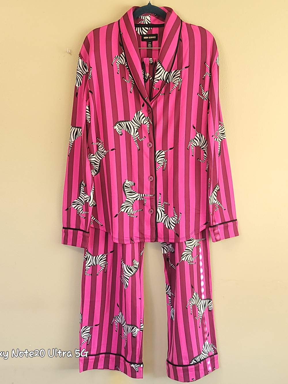 NWOT Room Service Pink Striped Zebra Print Pajama Set Long Sleeve M